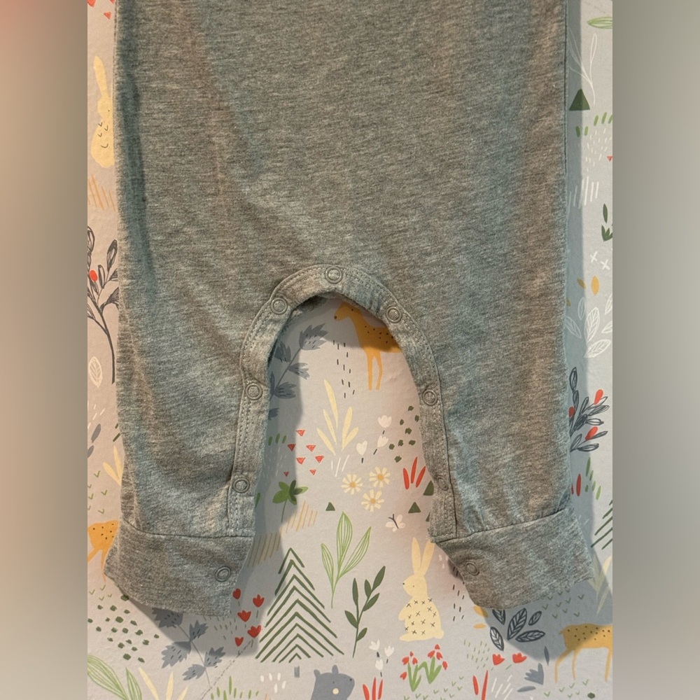 Disney Baby Mickey Mouse “It’s My Birthday” One Piece Romper Size 12 Months - Picture 6 of 9